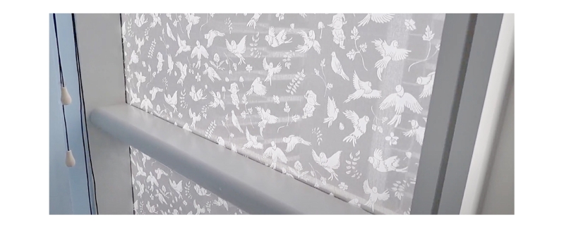 Look at the cut of it. Fit wallpaper and cutting make perfect the result.